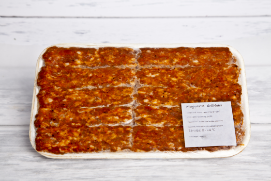 Magyaros grill kolbász