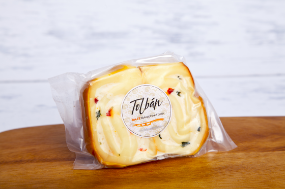 Parenyica tekercs - kápia paprikával