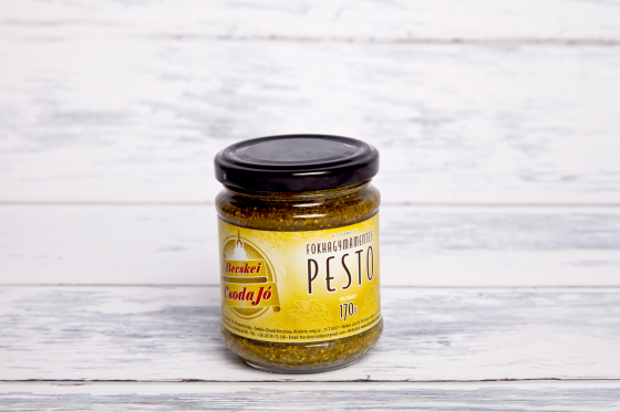 Pesto fokhagyma mentes